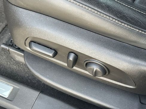 Used 2019 GMC Acadia SLT image 7