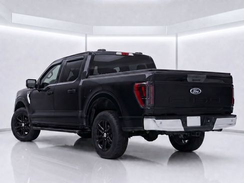 Used 2021 Ford F150 XLT AWD/4WD image 7