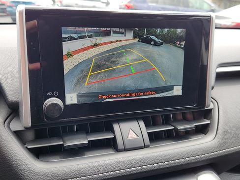 Certified 2025 Toyota RAV4 XLE AWD/4WD image 15