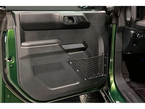 Used 2025 Ford Bronco Badlands image 23