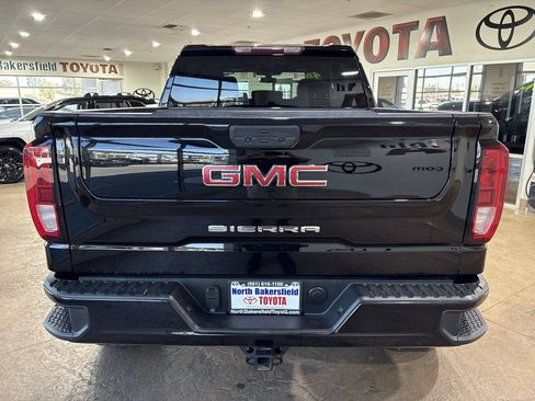 Used 2020 GMC Sierra 1500 Elevation w/ Elevation Value Package RWD image 9