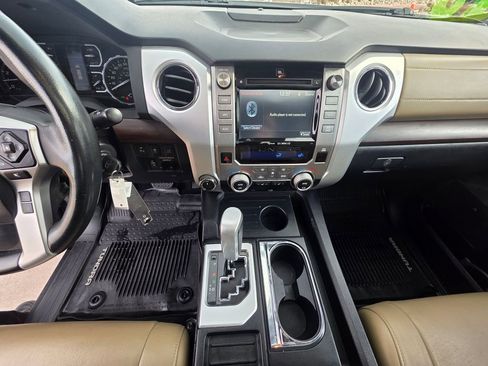 Used 2018 Toyota Tundra Limited image 18