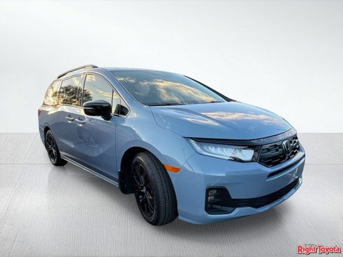 Used 2026 Honda Odyssey Sport-L image 5