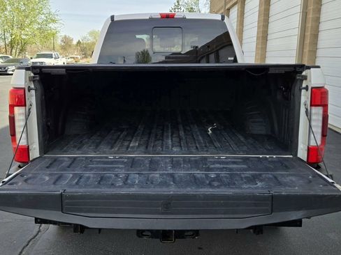 Used 2019 Ford F350 Platinum w/ Platinum Ultimate Package image 15