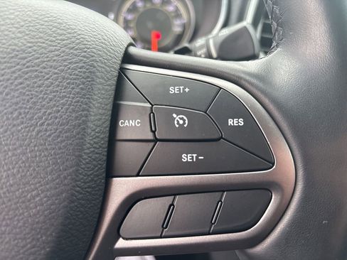 Certified 2020 Jeep Cherokee Limited image 28