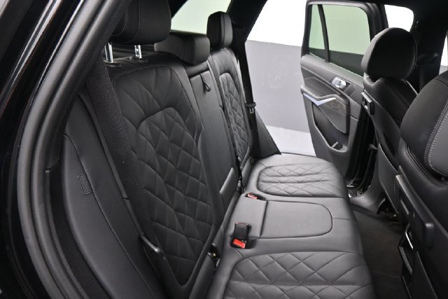 Used 2023 BMW X5 xDrive40i w/ Premium Package AWD/4WD image 24