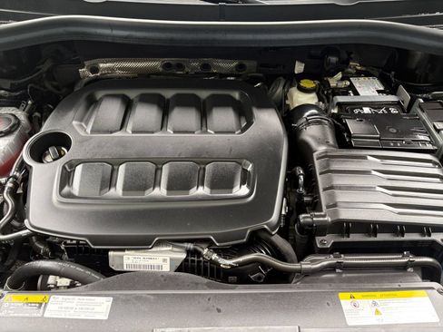 Used 2026 Volkswagen Tiguan SE FWD image 29