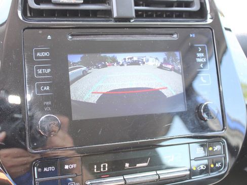 Used 2017 Toyota Prius Two FWD image 16