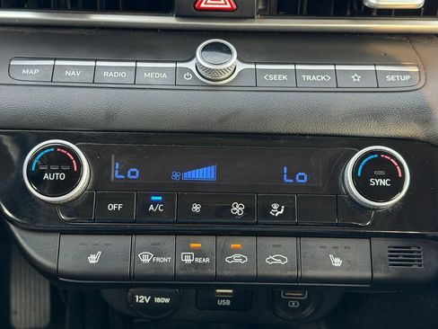 Used 2023 Hyundai Elantra SEL w/ Convenience Package FWD image 19