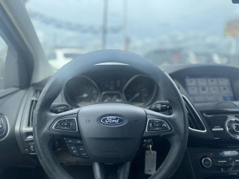 Used 2018 Ford Focus SEL FWD image 28