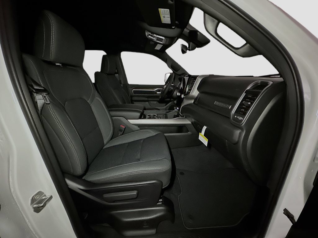 New 2026 RAM 1500 Big Horn AWD/4WD image 31
