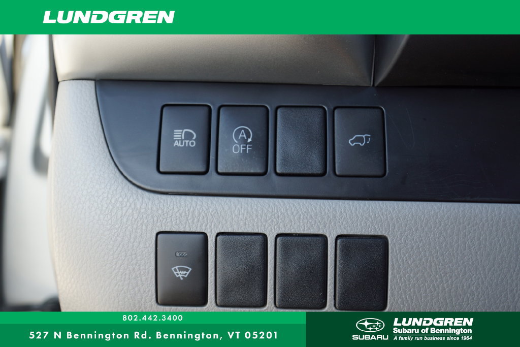 Used 2019 Toyota Highlander XLE AWD/4WD image 12