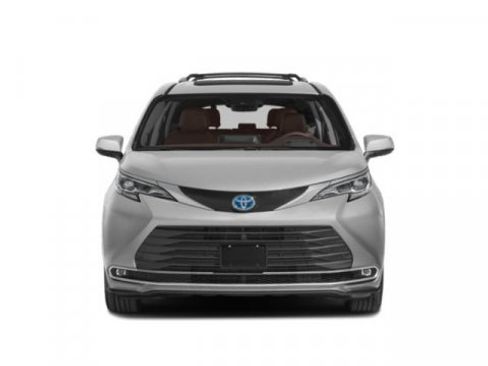 Used 2025 Toyota Sienna Platinum image 4