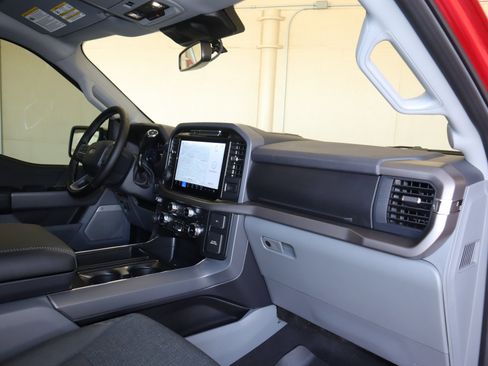 New 2025 Ford F150 XLT w/ Equipment Group 303A High image 41