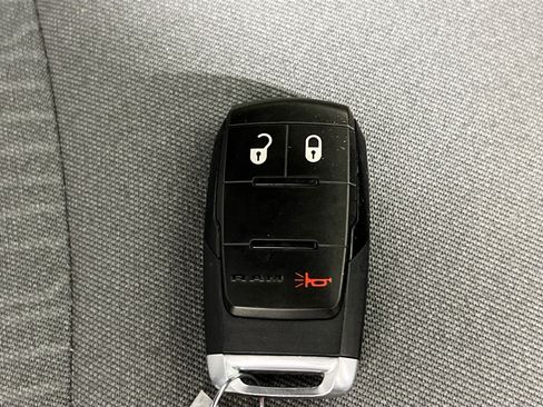 Used 2024 RAM 2500 Big Horn image 35