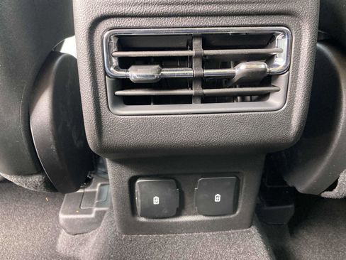 New 2025 Lincoln Corsair FWD w/ Equipment Group 101A image 18