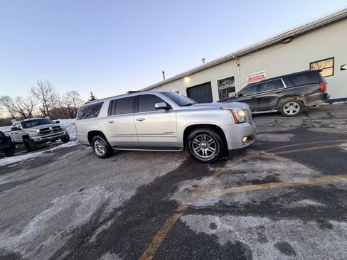 Used 2016 GMC Yukon XL Denali w/ Open Road Package image 24
