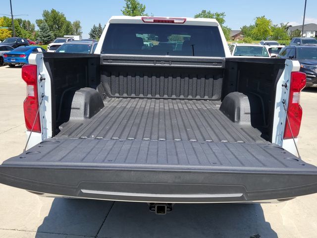 Used 2025 Chevrolet Silverado 1500 W/T w/ WT Value Package AWD/4WD image 11