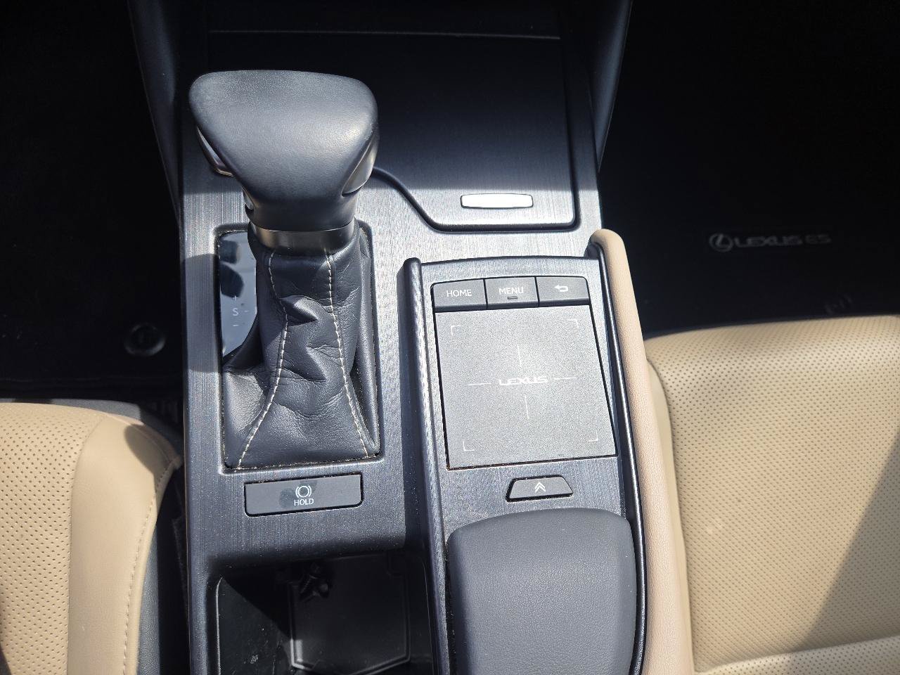 Used 2020 Lexus ES 350 w/ Premium Package FWD image 15
