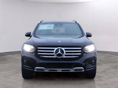 New 2025 Mercedes-Benz GLB 250 4MATIC image 2