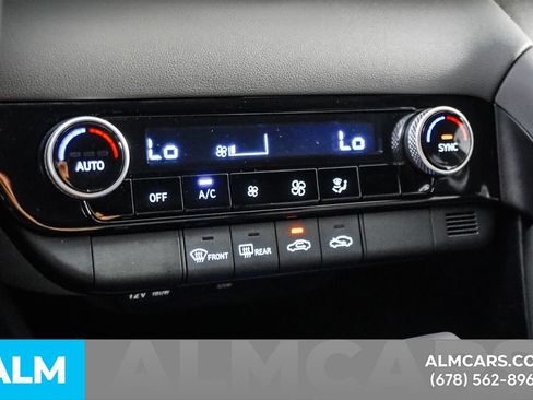 Used 2026 Hyundai Elantra Sport FWD image 31