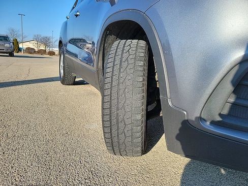 Used 2019 Chevrolet Trax LT w/ LT Convenience Package image 16