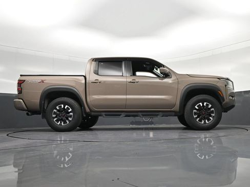 Used 2022 Nissan Frontier Pro-X RWD image 23