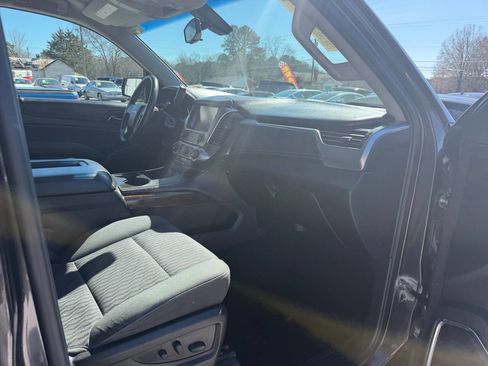 Used 2016 Chevrolet Tahoe LS image 11