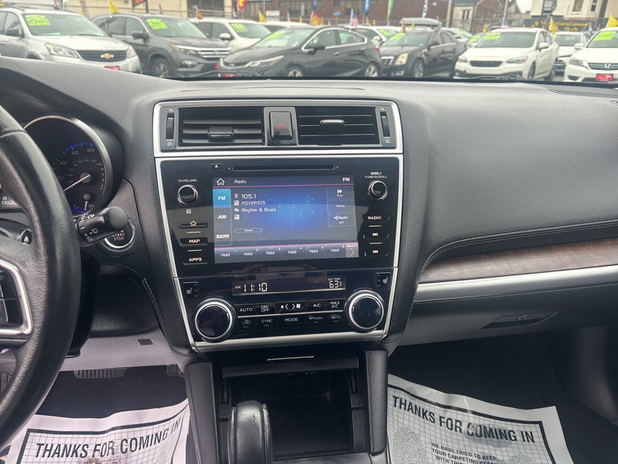 Used 2019 Subaru Outback 2.5i Limited AWD/4WD image 21