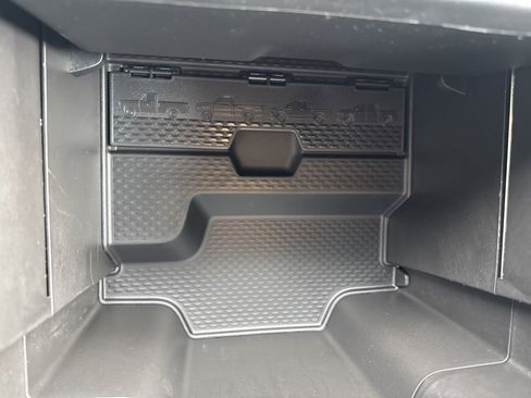 New 2026 RAM 1500 4x4 Crew Cab image 29