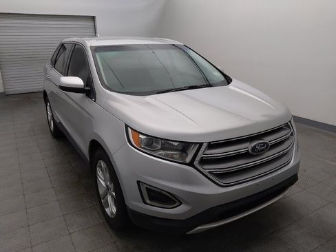 Used 2018 Ford Edge Titanium w/ Technology Package AWD/4WD image 14