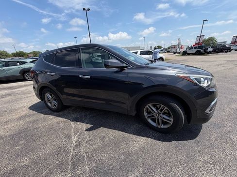 Used 2018 Hyundai Santa Fe Sport FWD image 5