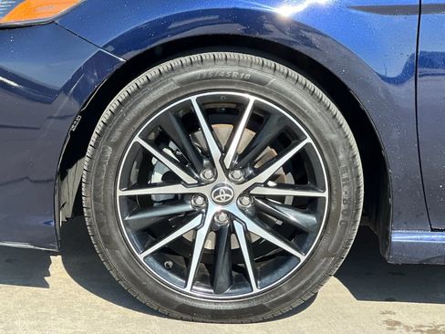 Used 2021 Toyota Camry SE image 25