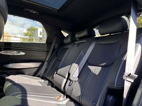 Used 2025 Genesis GV70 2.5T w/ Sport Prestige Package image 20