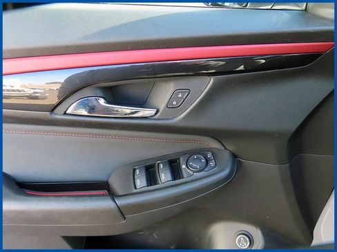 Used 2025 Chevrolet TrailBlazer RS w/ Convenience Package image 12