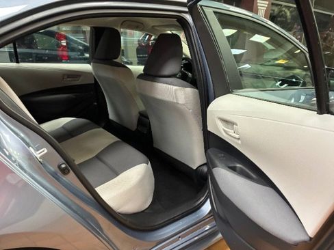 Used 2024 Toyota Corolla LE image 30