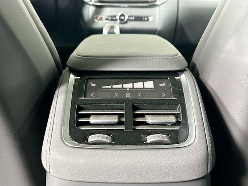 New 2025 Volvo XC90 T8 Ultra w/ Protection Package Premier image 23