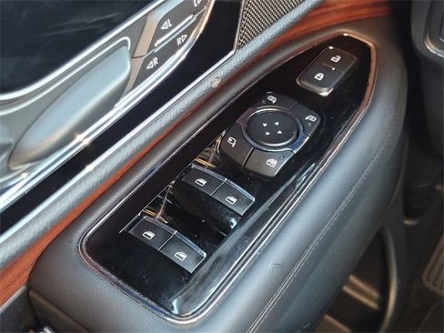 Used 2024 Lincoln Navigator Reserve image 30