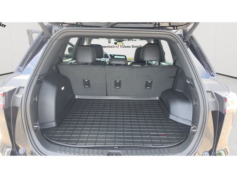 Used 2026 Chevrolet Equinox ACTIV w/ Convenience Package III AWD/4WD image 23