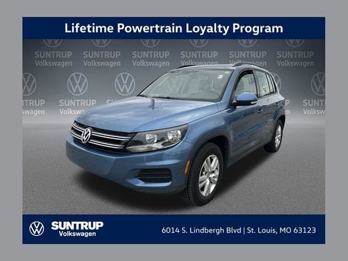 Used 2017 Volkswagen Tiguan S image 1