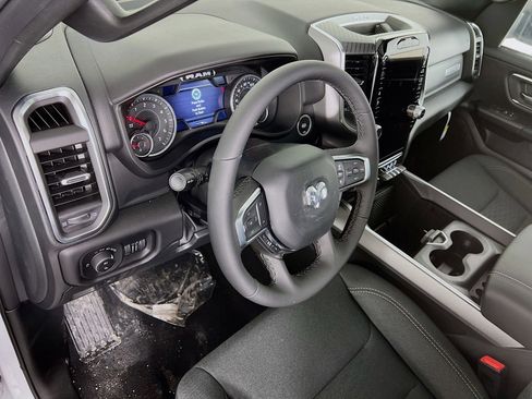 New 2026 RAM 1500 Big Horn AWD/4WD image 7