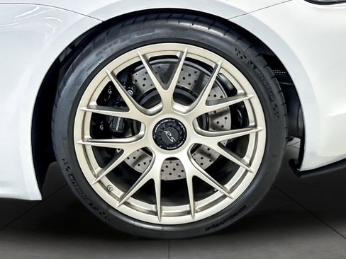 Certified 2023 Porsche 718 Cayman GT4 RS image 12