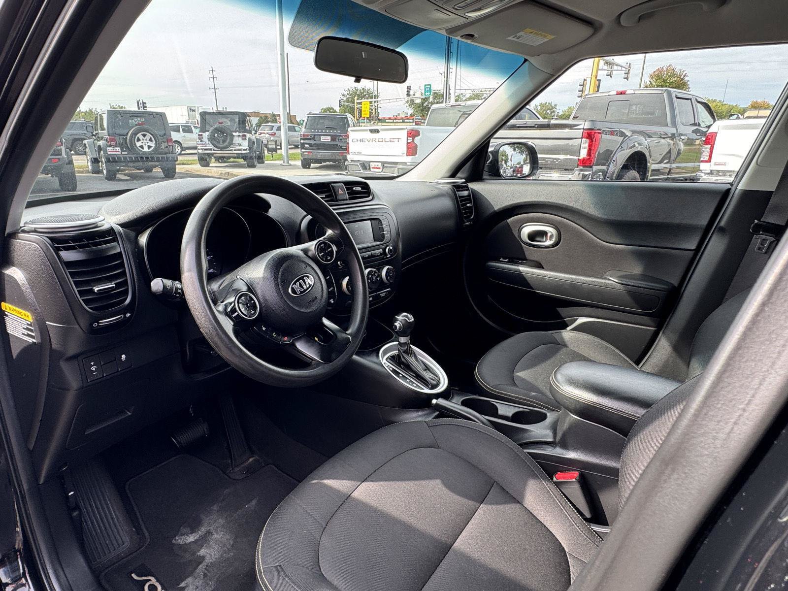 Used 2016 Kia Soul + FWD image 15
