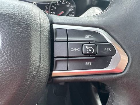 Used 2024 Jeep Compass Latitude AWD/4WD image 12