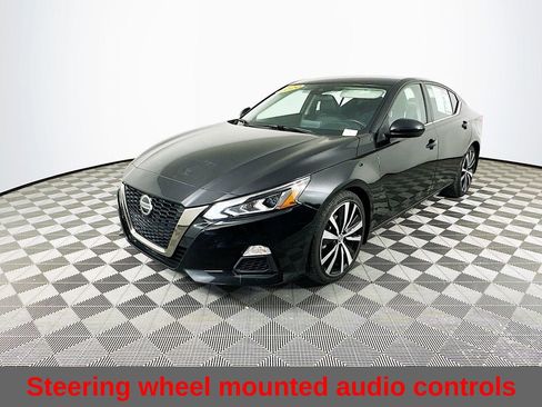 Certified 2020 Nissan Altima 2.5 SR image 6