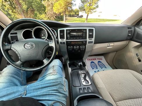 Used 2008 Toyota 4Runner SR5 image 17