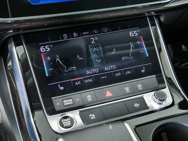 Used 2022 Audi Q7 3.0T Premium w/ Convenience Package AWD/4WD image 17