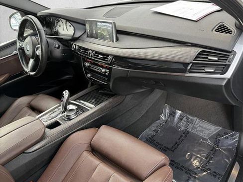 Used 2017 BMW X5 xDrive40e image 21