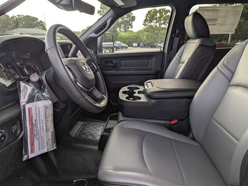 New 2026 RAM 3500 Tradesman w/ Chrome Appearance Group image 12