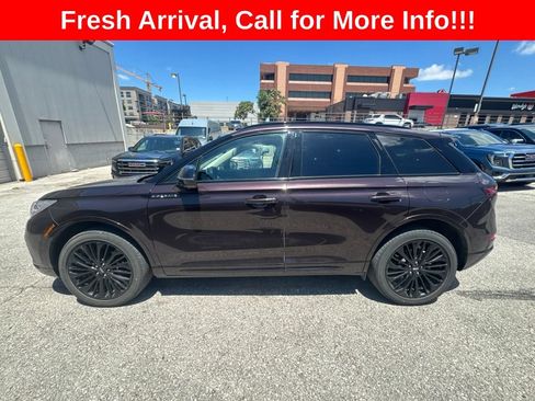 Used 2023 Lincoln Corsair Reserve w/ Equipment Group 201A AWD/4WD image 19